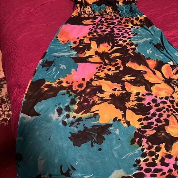 Beaded halter beach dress - size small med - smocked back and under bra area - Picture 6 of 6